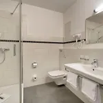 & Gaestehaus Luetten Klein 3* Rostock