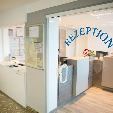 Hotel & Gaestehaus Luetten Klein 3*