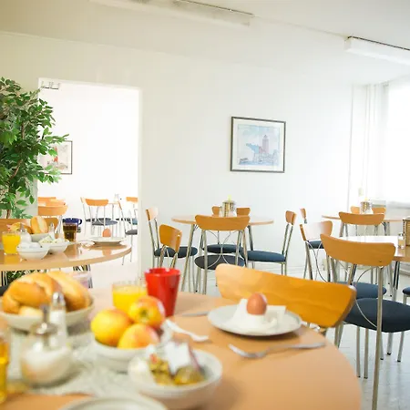 & Gaestehaus Luetten Klein Hotel