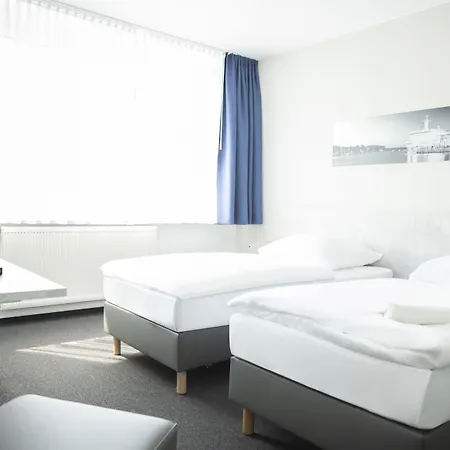 & Gaestehaus Luetten Klein Hotel Rostock