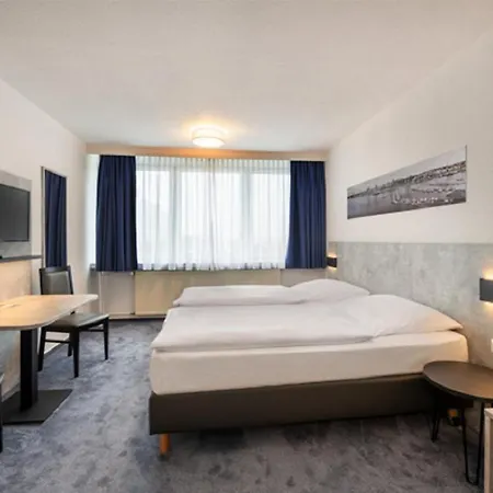 & Gaestehaus Luetten Klein Hotel Rostock