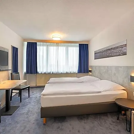 Hotel Hotel&gästehaus Lütten Klein 3*