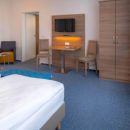 & Gaestehaus Luetten Klein 3*