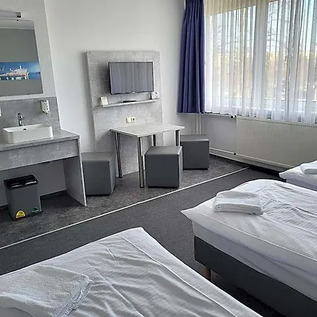 Hotel Hotel&gästehaus Lütten Klein Rostock