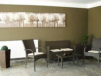 & Gaestehaus Luetten Klein מלון 3*