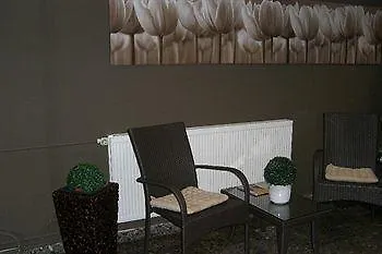 & Gaestehaus Luetten Klein 3* 罗斯托克