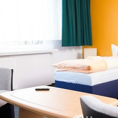 & Gaestehaus Luetten Klein Hotel