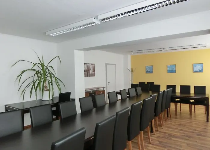 & Gaestehaus Luetten Klein Hotel Rostock